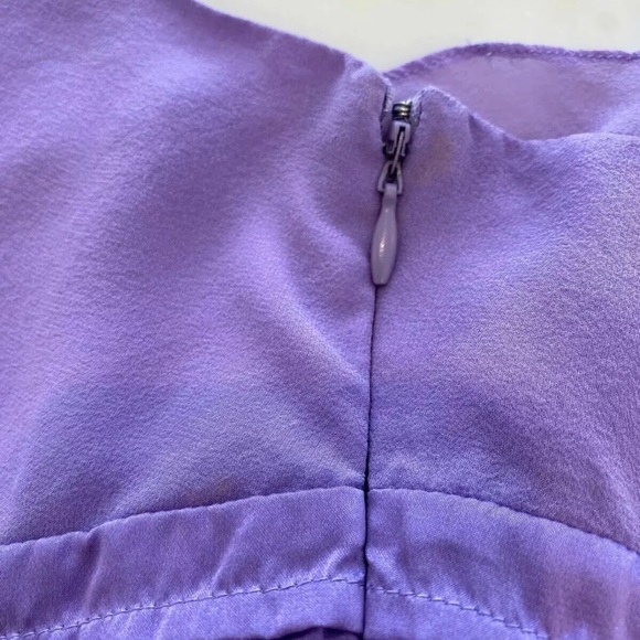 BCBG PURPLE RUFFLE HALTER TOP SIZE XS - Picture 14 of 14